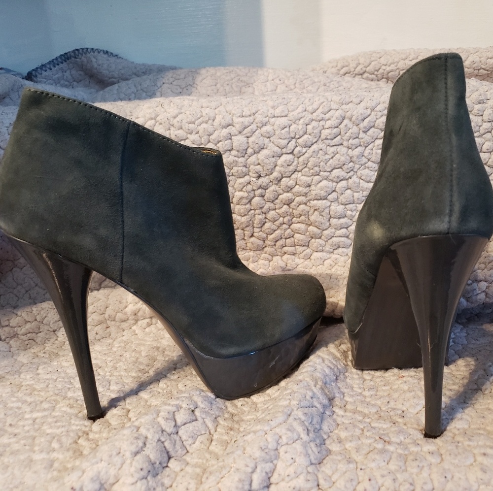 Faded navy blue heels